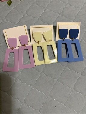 Kennedy LINNY CO style 3 pairs of Fantastic statement pieces earrings.